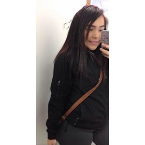 Meet your Posher, Destiny